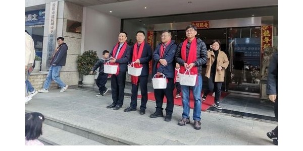 龍行龘龘，開工大吉，擼起袖子加油干!