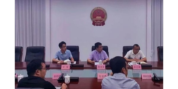 貴陽院遇見中江縣！不吃又不喝，經(jīng)濟(jì)要滑坡——中江表妹