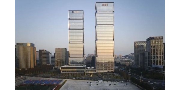 KPF新作：青島上實(shí)中心，造型如“珠寶盒”垂直堆疊